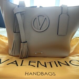 VALENTINO BAG (LIGHT PINK IN COLOR) in perfect condition with original cloth bag